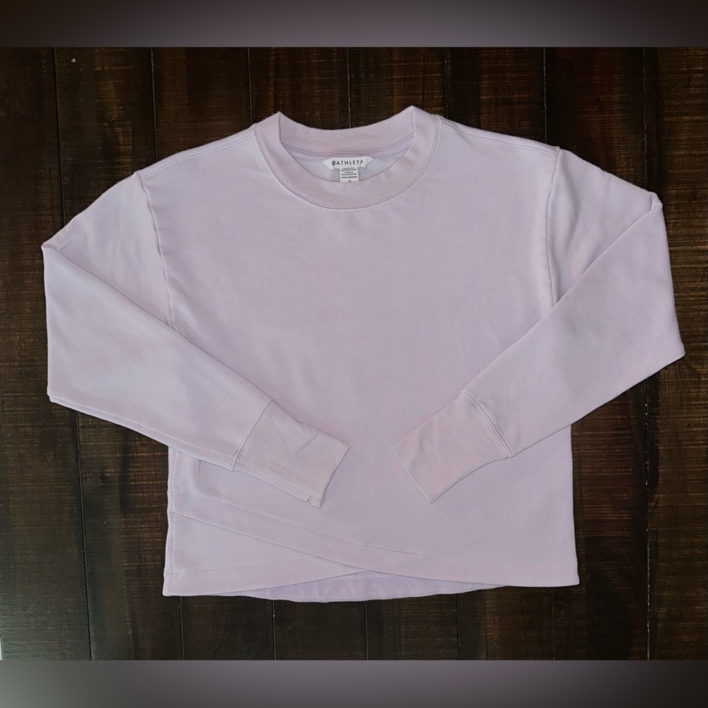 Athleta Lilac Purple Lightweight Crewneck